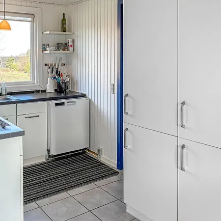 2 Bedroom Stunning In * Roslev