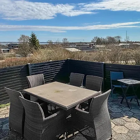 2 Bedroom Stunning In * Roslev